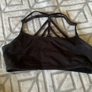 sports bra